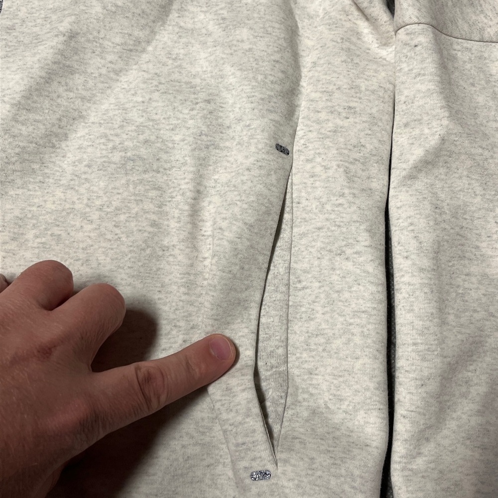 Nike Sportswear Tech Fleece Hoodie White Heather Grey Black DD4688-100 M… - Picture 10 of 11